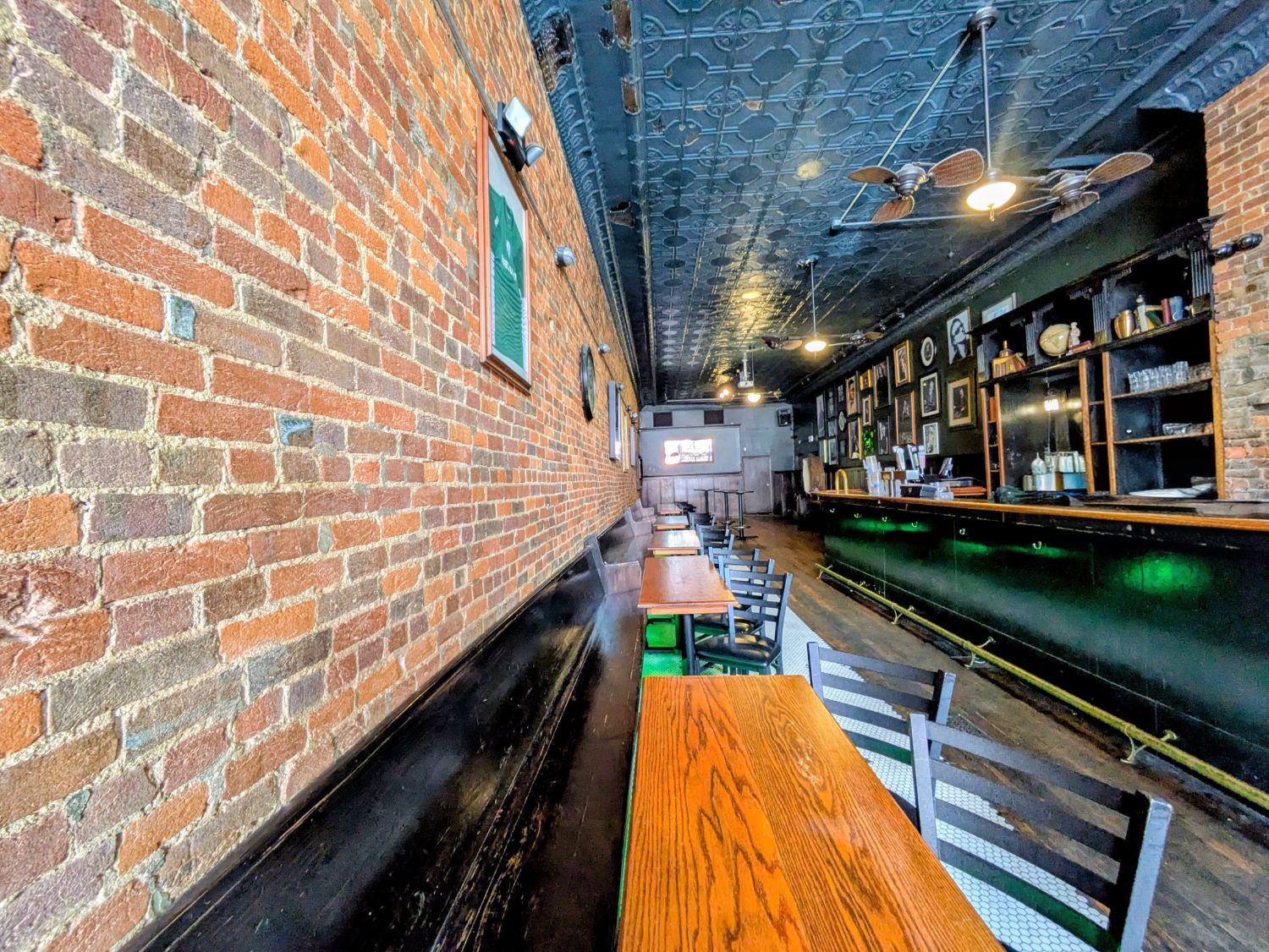 Inside Finnegan's Wake